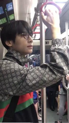 大锁和孙天宇娱乐圈吃瓜,揭秘幕后吃瓜真相